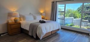 En eller flere senge i et værelse på Groom's Seacret - Sleeps 10 + 19 billeder