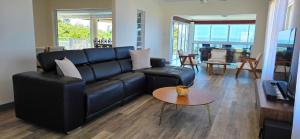 Et opholdsområde på Groom's Seacret - Sleeps 10