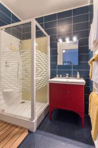 Ένα μπάνιο στο Chambre de Marie, Le Relais du Passe-heures