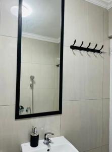 Ένα μπάνιο στο Cozy Retreat with a Pool! +12 φωτογραφίες