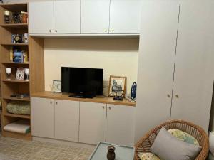 Μια τηλεόραση ή/και κέντρο ψυχαγωγίας στο Colorful Life by STN