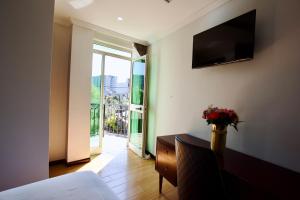 Μια τηλεόραση ή/και κέντρο ψυχαγωγίας στο Tafach Hotel