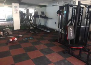 Γυμναστήριο ή/και όργανα γυμναστικής στο Rusha Stays +5 φωτογραφίες