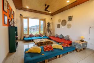 Χώρος καθιστικού στο Luxury KA Villa - BIR