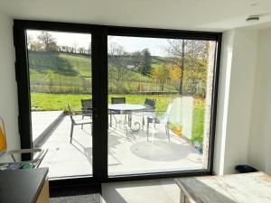 Κήπος έξω από το Charming holiday home with garden