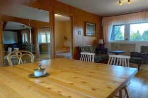 Posezení v ubytování Half of a holiday home, large garden, terrace