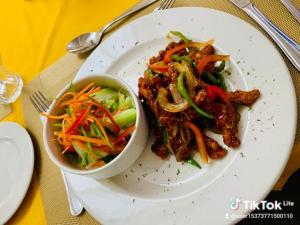 Φαγητό σε αυτό το καταφύγιο ή κάπου εκεί κοντά +20 φωτογραφίες