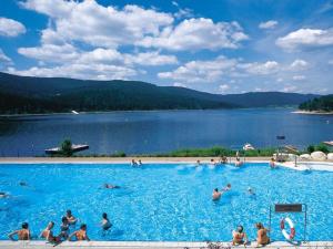 Φυσικό τοπίο κοντά σε αυτή η παραθεριστική κατοικία +21 φωτογραφίες