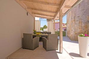 Μπαλκόνι ή βεράντα στο Alice A1