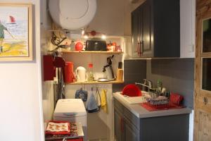 Køkken eller tekøkken på La Cryste Marine + 12 billeder