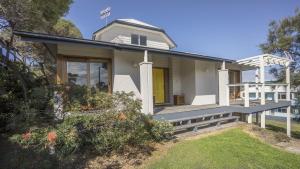 Το κτήριο όπου στεγάζεται  η παραθεριστική κατοικία