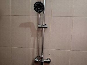 Koupelna v ubytování Barrel Homestay Areguling