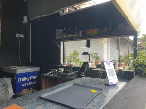 Køkken eller tekøkken på Himalaya Pool & Resort Hotel