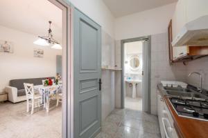 Η κουζίνα ή μικρή κουζίνα στο Villa Duna Moresca – Porto Cesareo
