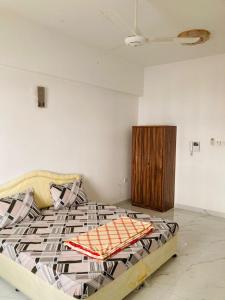 Postel nebo postele na pokoji v ubytování Alsadek Guest House