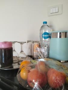 Φαγητό σε αυτό το διαμέρισμα ή κάπου εκεί κοντά