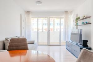 TV a/nebo společenská místnost v ubytování 4 Personen Apartment Nähe Zentrum