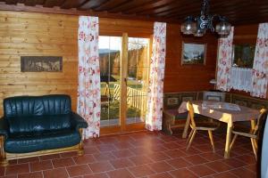 Χώρος καθιστικού στο Langhans Hütte 1