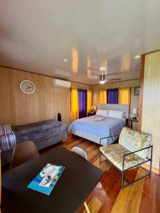 Χώρος καθιστικού στο Sunshine Cabanas At Ocean View