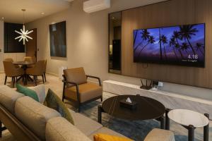 TV a/nebo společenská místnost v ubytování Antara Genting Premier Suites by Noble Nest