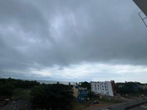 Tòa nhà nơi nhà khách tọa lạc