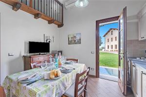 TV/trung tâm giải trí tại Amazing View Laporecchio Hills