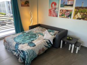 Postel nebo postele na pokoji v ubytování Luxury 2-BR Apartment with Balcony