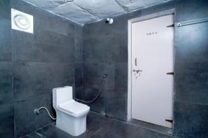 Ένα μπάνιο στο Desert Vintage Heritage Resort