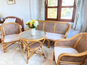 Χώρος καθιστικού στο Golden Cupids Hotel