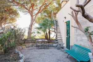 Zahrada ubytování Torre Dell'Amore, Genova, Seaview