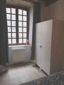 Galería fotográfica de Appartement Crémieu Centre en Crémieu 4 fotos más