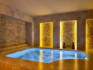 Бассейн в Louis Cappadocia или поблизости