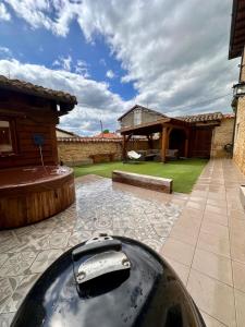 Φωτογραφία από το άλμπουμ του CASA RURAL PALACIO LOS LABREQUINES σε Villacomparada de Rueda