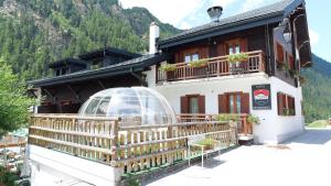 Γενική θέα στο βουνό ή θέα στο βουνό από  αυτό το ξενοδοχείο