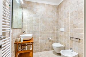 Et badeværelse på Dimore di Matilde -Attico Vistamare