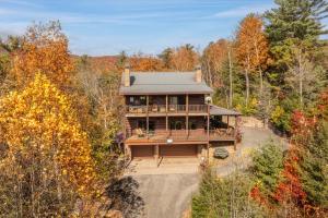 Το κτήριο όπου στεγάζεται  το διαμέρισμα