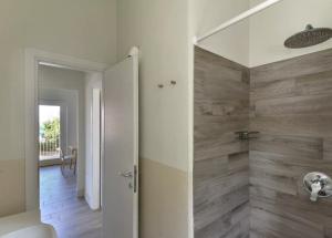 Et badeværelse på Trilocale Giglio - vista sul mare e sui tramonti + 28 billeder