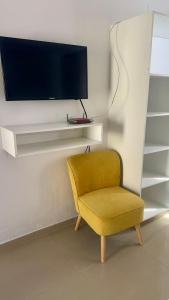 TV a/nebo společenská místnost v ubytování Suuka Guest House