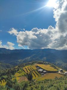 Φυσικό τοπίο κοντά σε αυτό το δωμάτιο σε οικογενειακή κατοικία