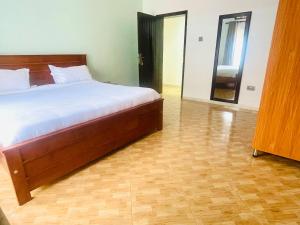 Ένα ή περισσότερα κρεβάτια σε δωμάτιο στο Marama Stays