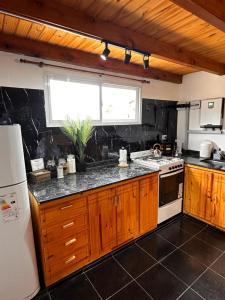 Kuchyň nebo kuchyňský kout v ubytování Urqu mayu