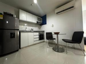 Кухня или мини-кухня в Apartaestudio en Bucaramanga
