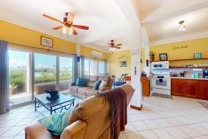 Køkken eller tekøkken på Suite F101 Mara Laguna