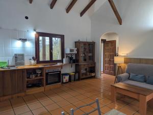 Кухня или мини-кухня в La Rotiza
