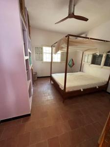 Φωτογραφία από το άλμπουμ του Keur Soleil σε Poponguine