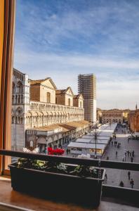Imagine din galeria proprietății PrimeLoft Cathedral-Exclusive Suite în Ferrara