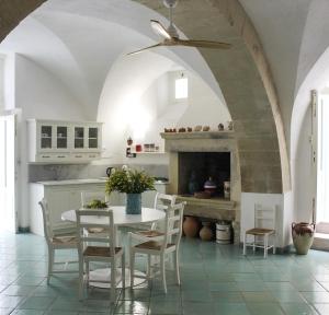 Η κουζίνα ή μικρή κουζίνα στο Casa Maricla - Marea Stays Collection