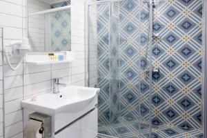 Ένα μπάνιο στο Luna Hotel Kaleiçi