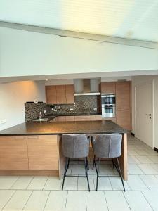 Η κουζίνα ή μικρή κουζίνα στο Mooie vakantiewoning in Brugge +44 φωτογραφίες