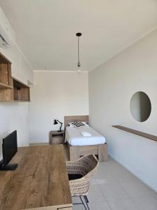 Μια τηλεόραση ή/και κέντρο ψυχαγωγίας στο Salty Sun Gozo